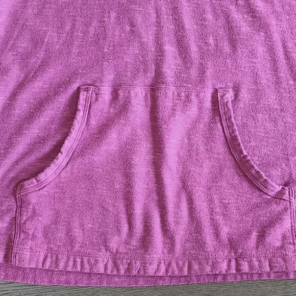 Columbia Lightweight Hoodie Shirt/Top. Sz L.  Plum.   Pocket - Picture 5 of 7